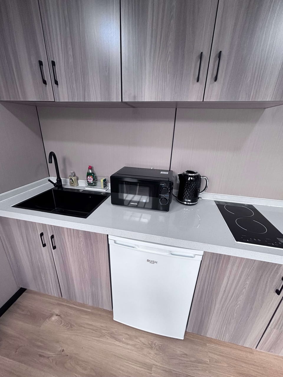 Studio | 1 bedroom, desk, Internet