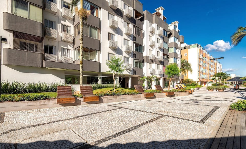 Basic Apartment | Exterior