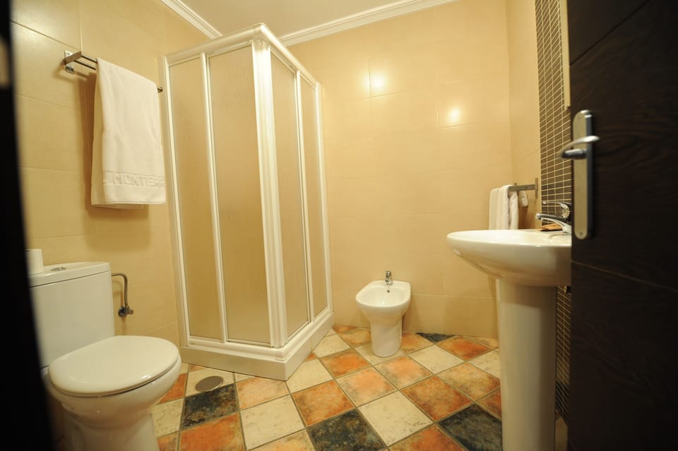 Free toiletries, hair dryer, towels