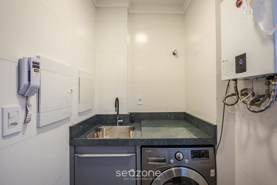 Basic Apartment | Interior
