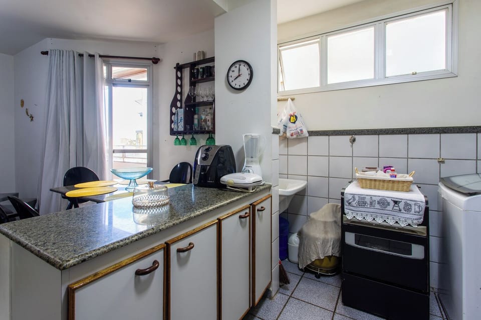 House, Smoking | Private kitchen