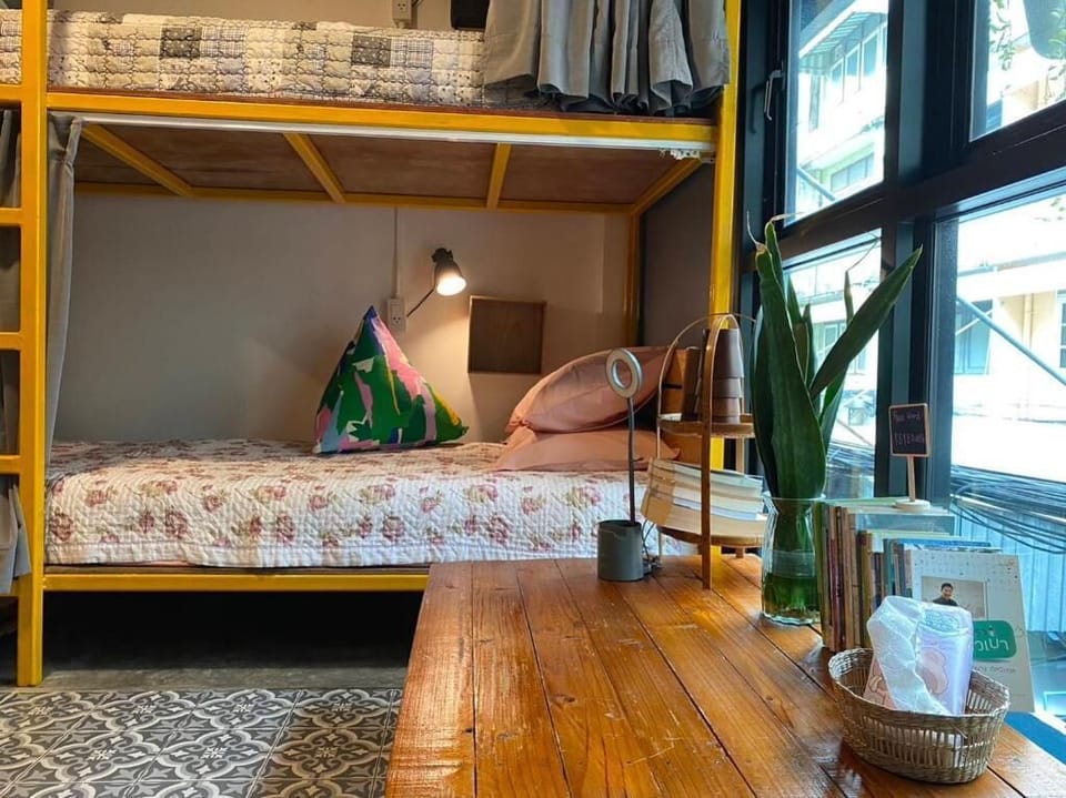 8-Bed Female Dormitory Room | Free WiFi