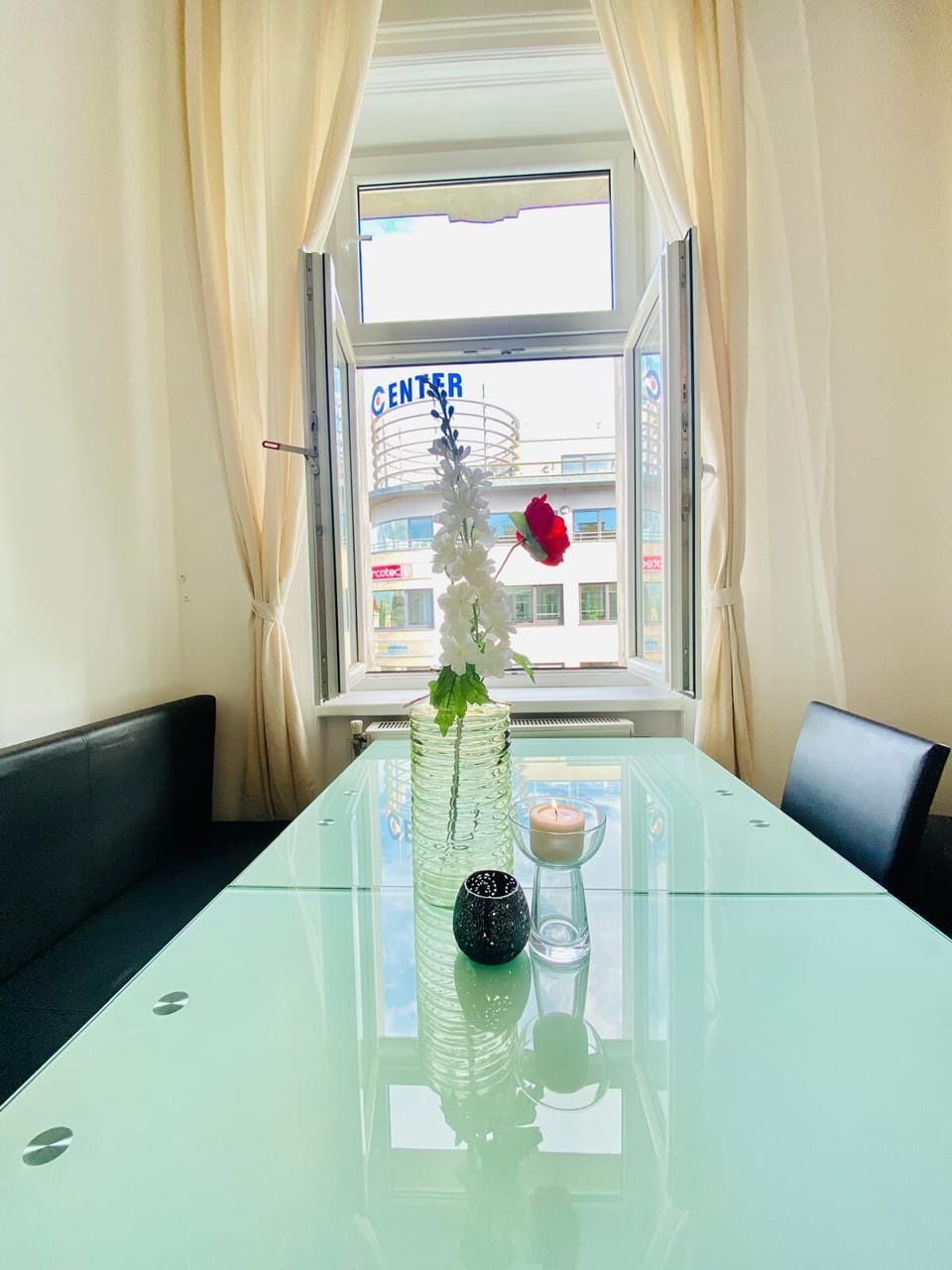Basic Apartment | Private kitchen | Fridge, oven, stovetop, cookware/dishes/utensils