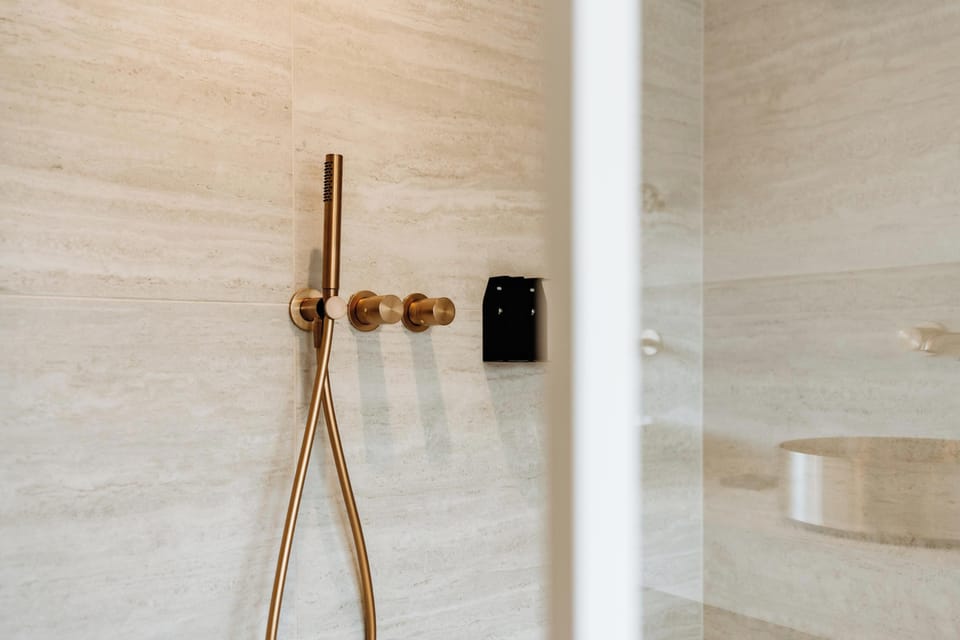Family Room, Garden View | Bathroom | Free toiletries, hair dryer, towels, soap