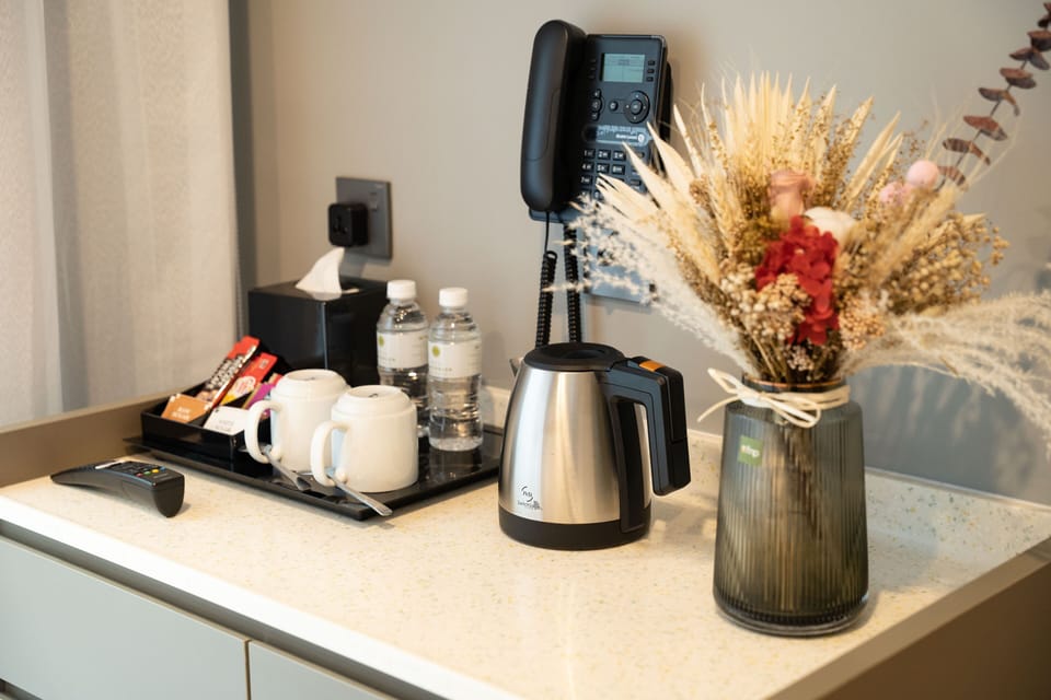 Executive Premier King (New Wing) | Hypo-allergenic bedding available, minibar, in-room safe