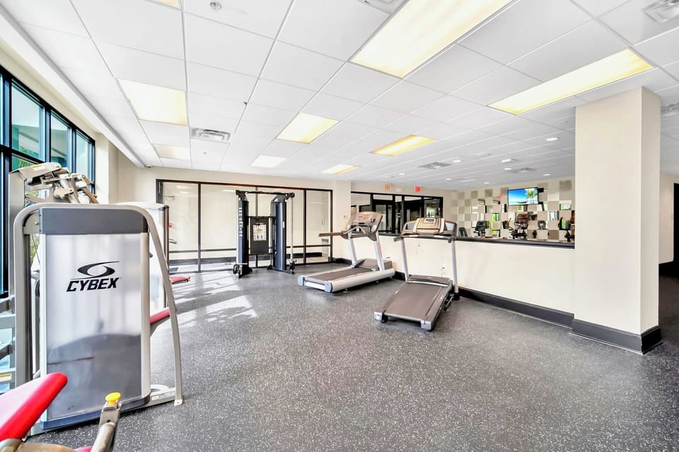 Upstay Condo w Pool Sauna Sleeps 8 Apartment in Four Corners