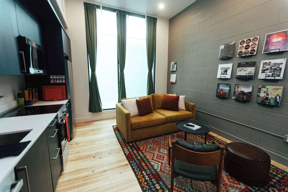 House | 1 bedroom, desk, Internet