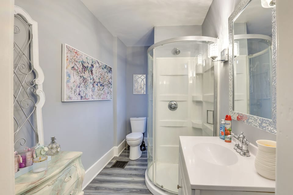 Canton Condo Near Football Hall of Fame & Dtwn! Apartment in Canton