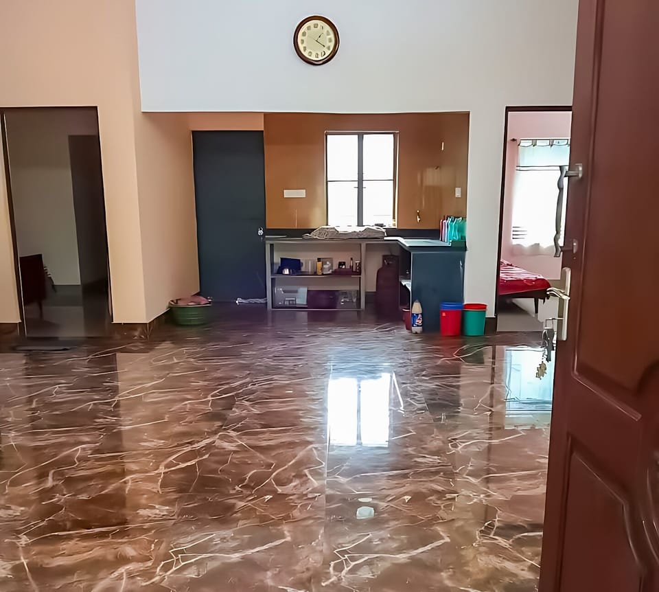 Three Bedroom Villa With Garden | Living area