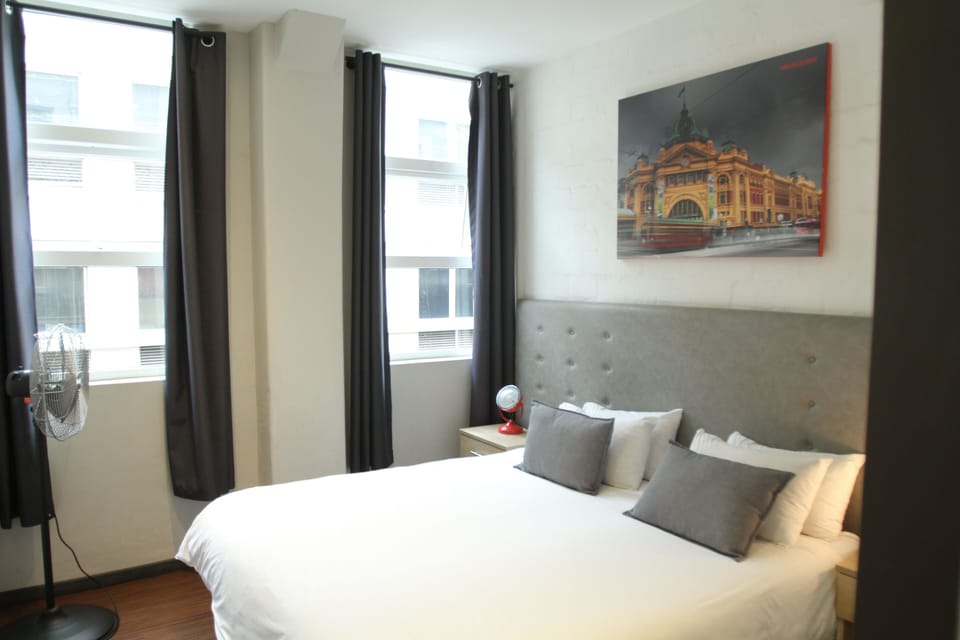 Private King/Twin | WiFi, bed sheets