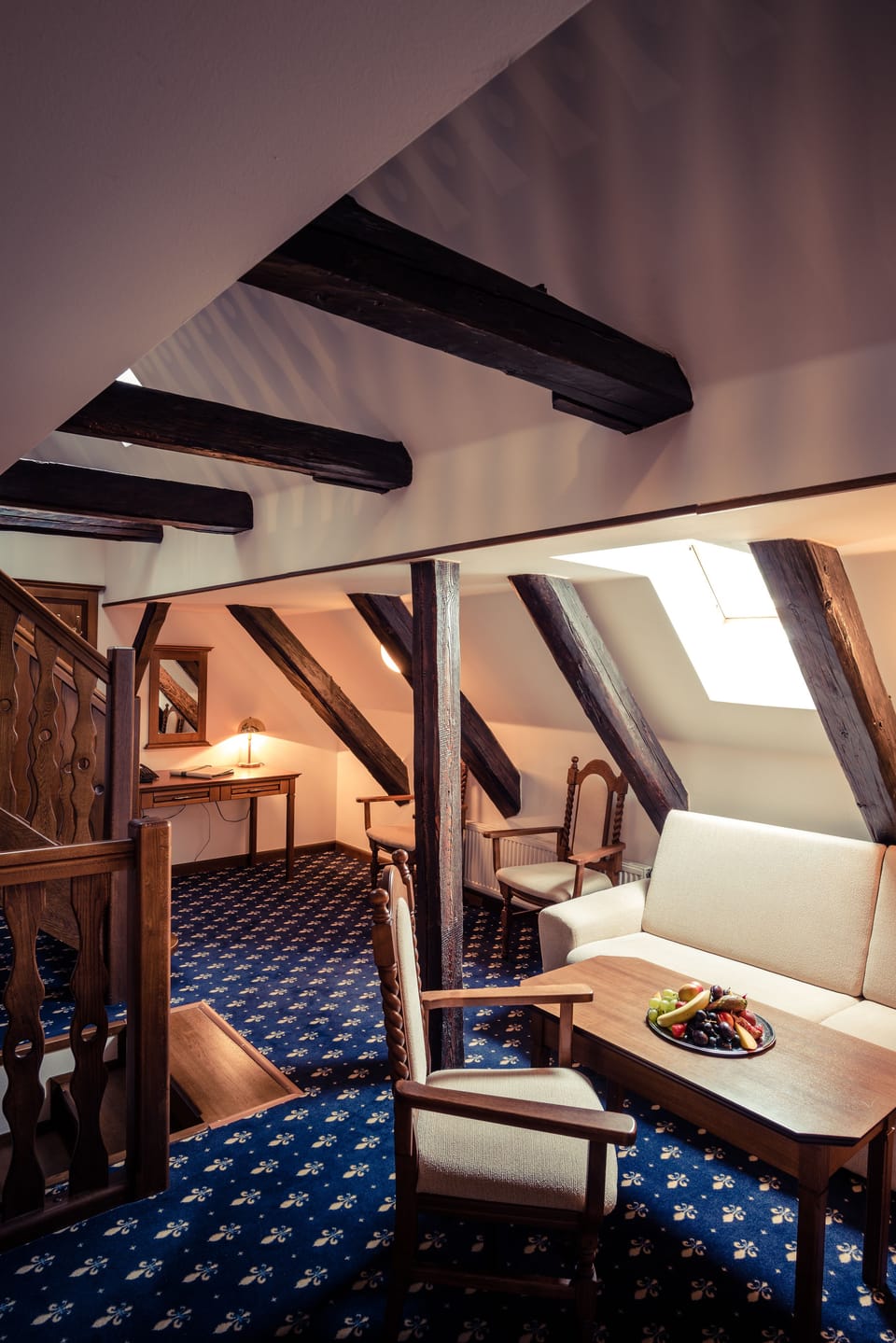 Gallery Suite | Living area | Flat-screen TV
