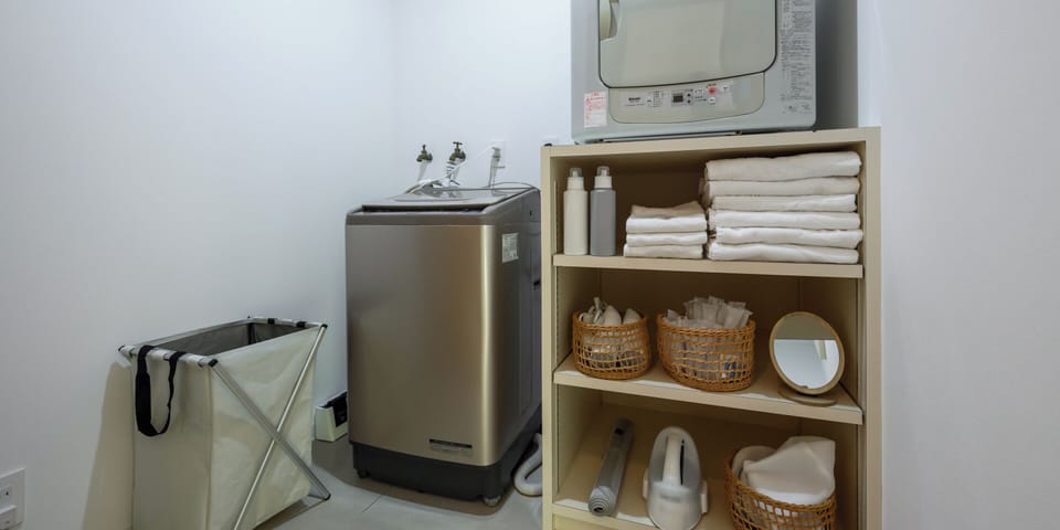 Luxury House, Ocean View | Iron/ironing board, WiFi (free), bed sheets