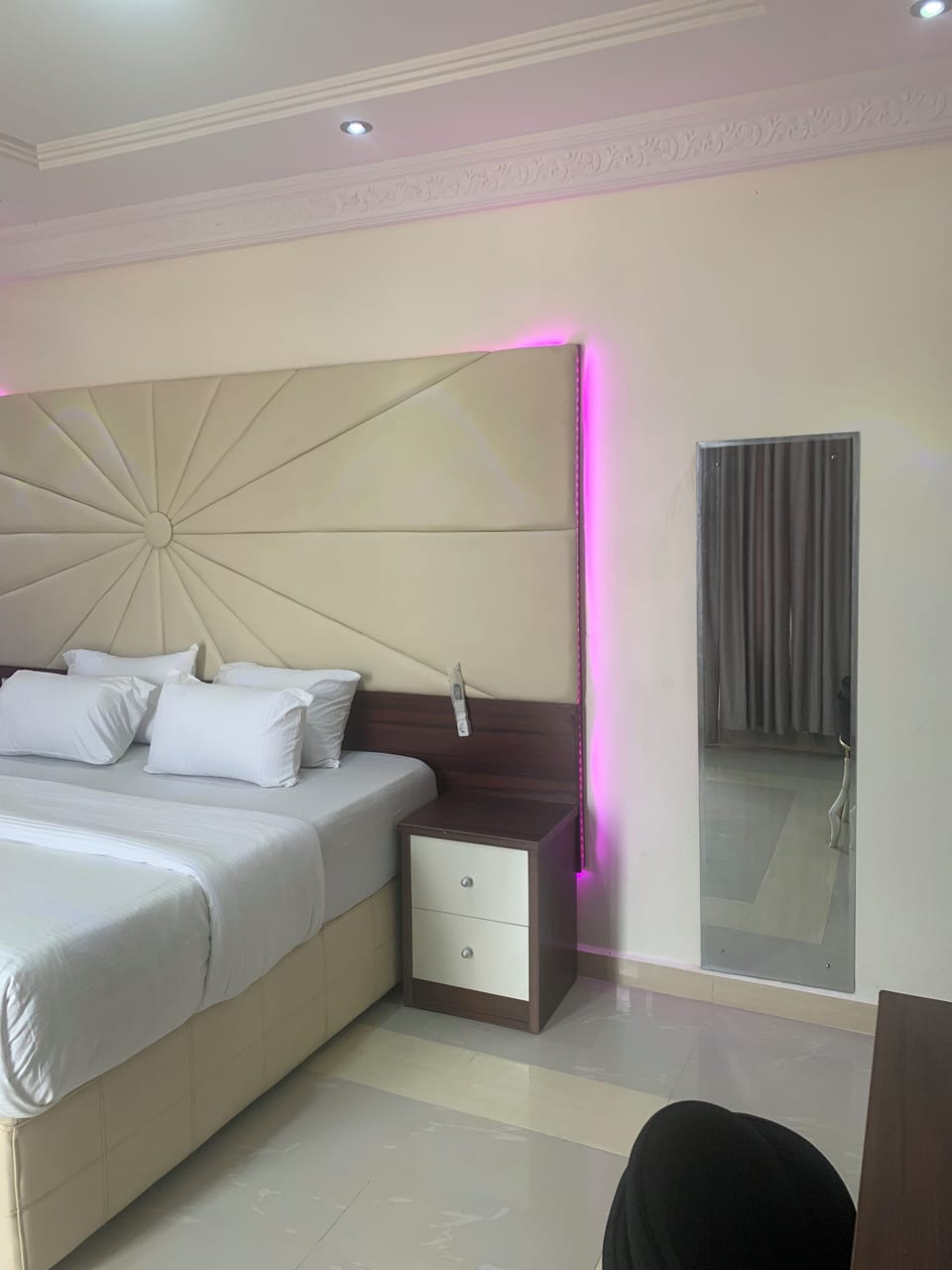 Deluxe Suite, City View | Free WiFi