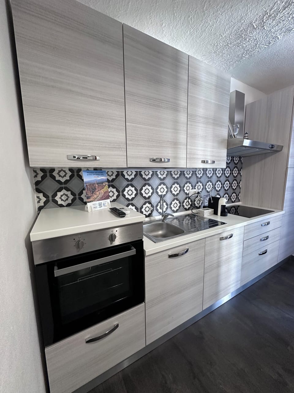 Family Apartment, Balcony, Sea View | Private kitchen | Highchair