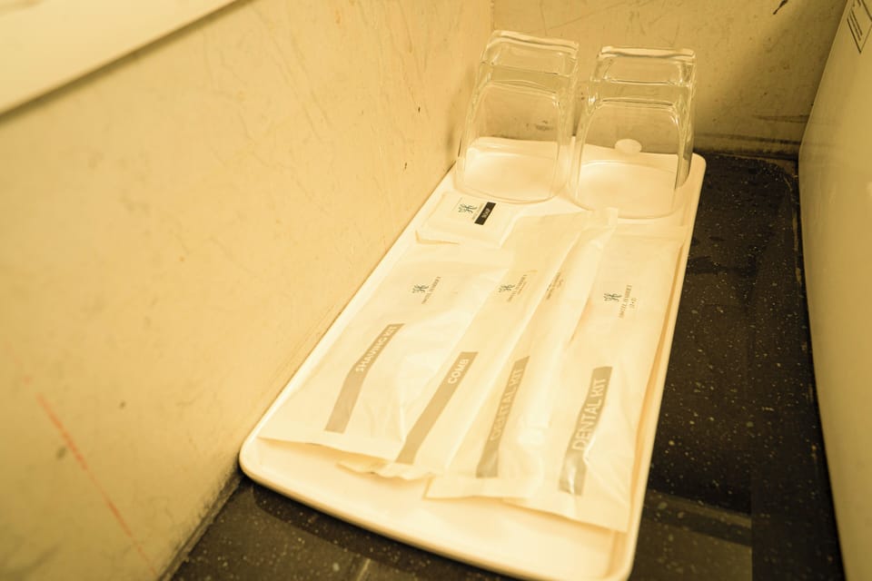 Standard Double or Twin Room | Bathroom | Shower, rainfall showerhead, designer toiletries, towels