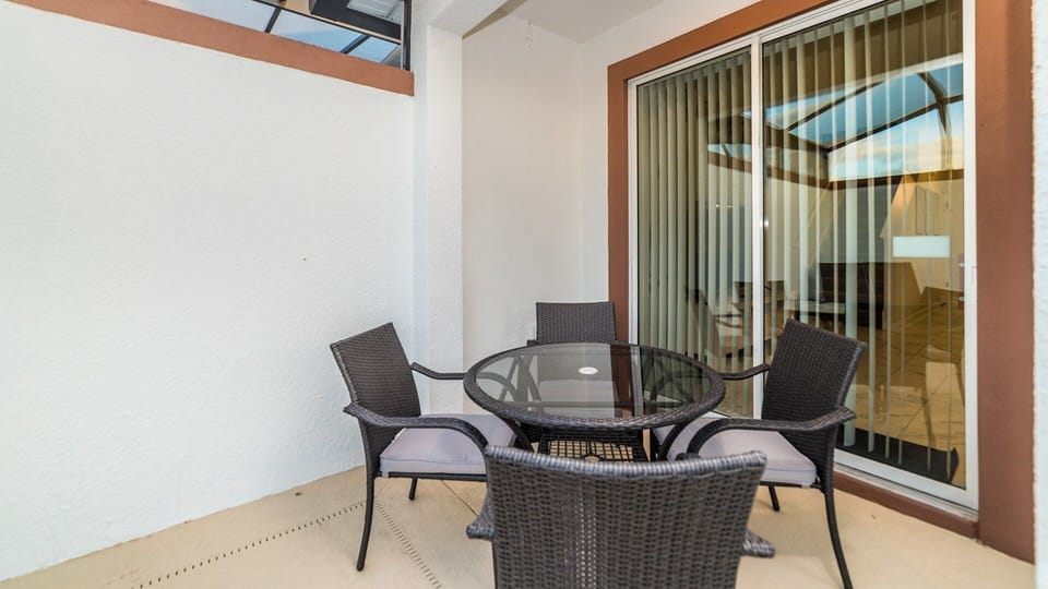 Townhome, 5 Bedrooms | Outdoor dining