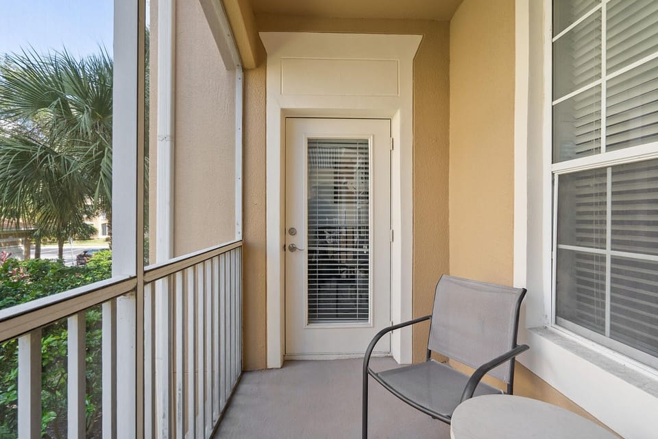 Condo, 3 Bedrooms | Property grounds