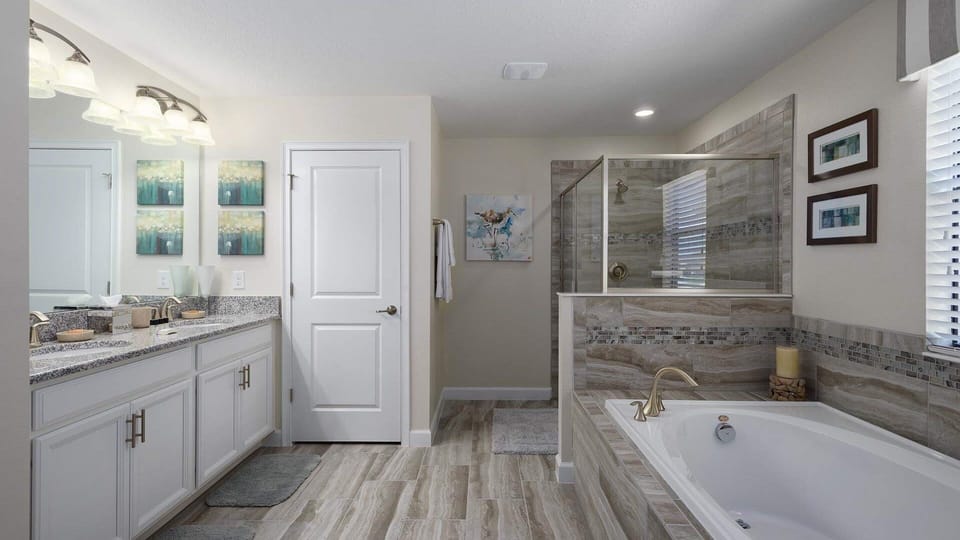 Championsgate Resort 6 Bedroom Private Pool Home with Theater 6 Home House in Osceola County