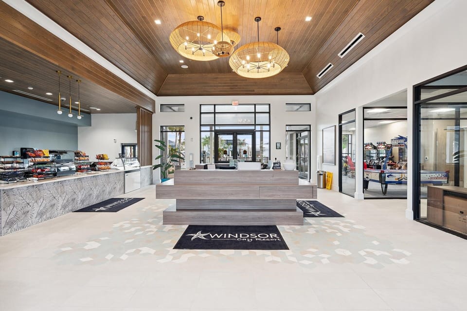 Townhome, 5 Bedrooms | Lobby