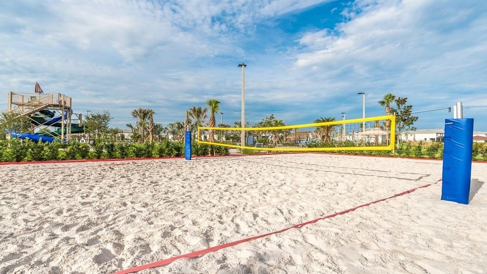 Townhome, 4 Bedrooms | Sport court