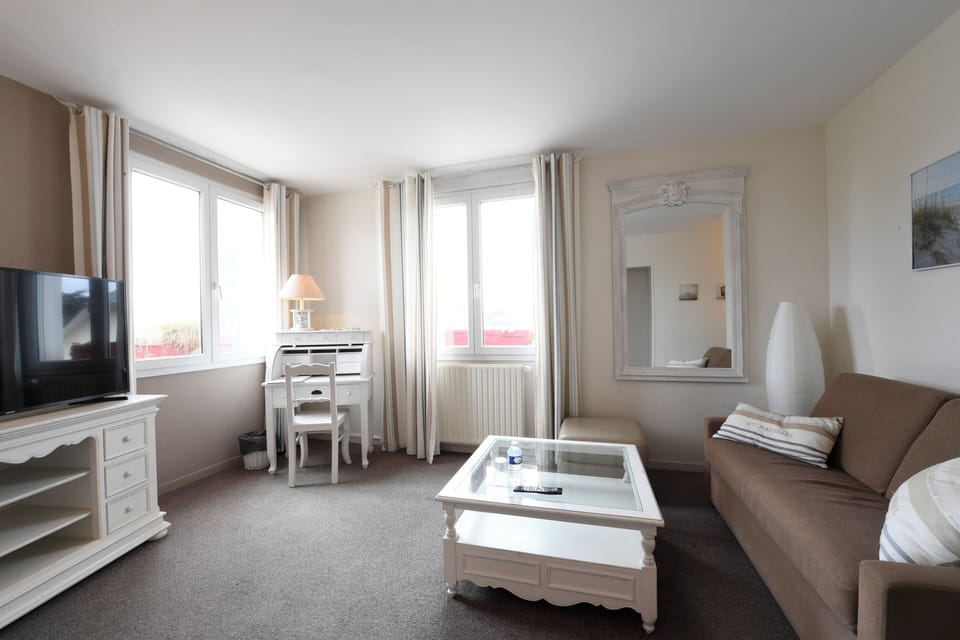 Suite | Free WiFi