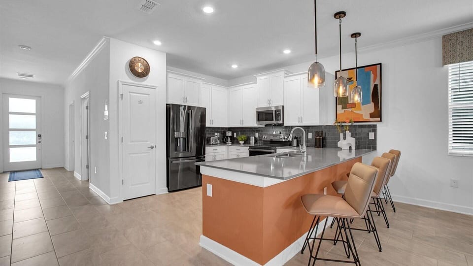 House, Multiple Bedrooms | Private kitchen | Coffee/tea maker, fridge, oven, toaster