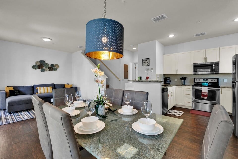 Townhome, 4 Bedrooms | Interior