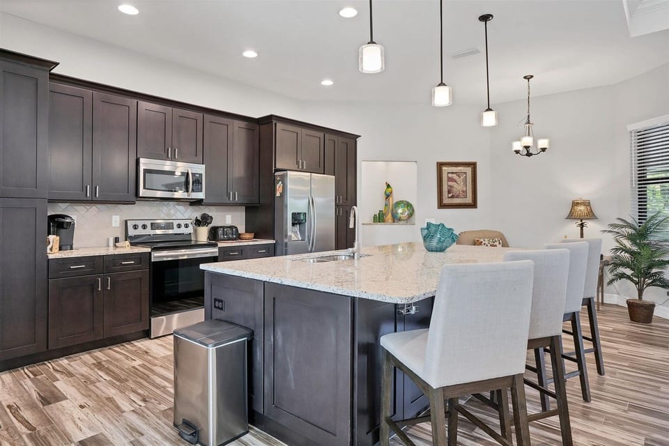 House, 3 Bedrooms | Private kitchen | Coffee/tea maker, fridge, oven, toaster