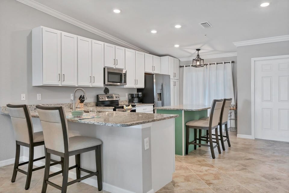 Condo, 2 Bedrooms | Private kitchen | Coffee/tea maker, fridge, oven, toaster