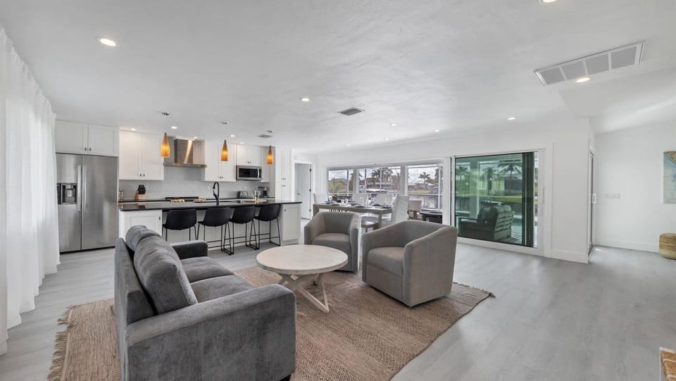 House, 3 Bedrooms | Living area