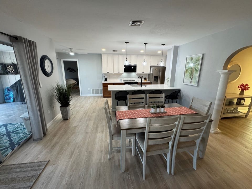 House, 3 Bedrooms | Dining