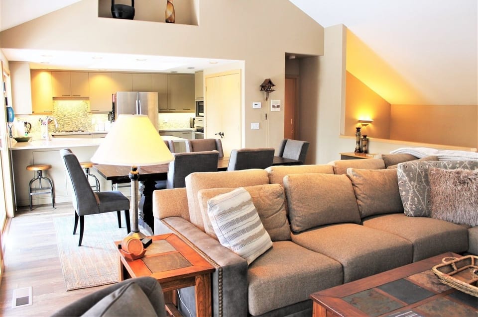 House, 3 Bedrooms | Living area