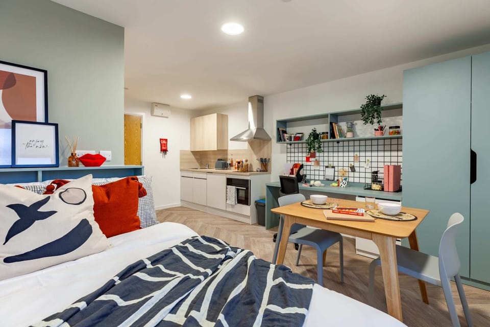 Studio, Non Smoking | Iron/ironing board, free WiFi