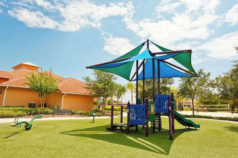 Ground Floor Gathering up to 9 Guests Bl387 Cottage in Kissimmee
