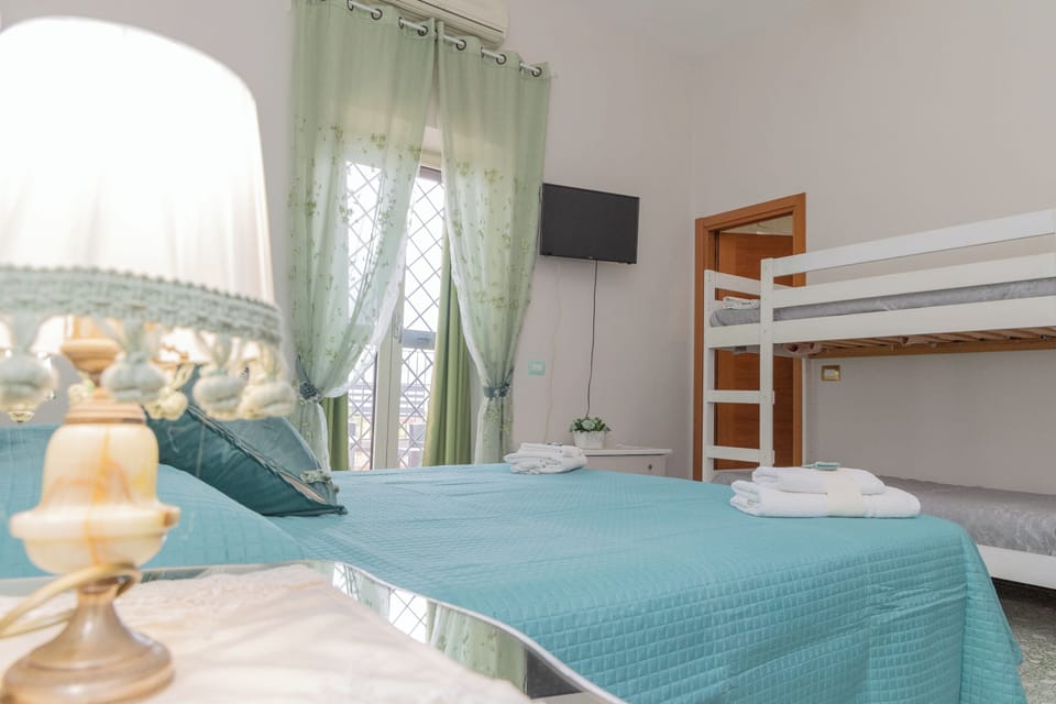 Classic Quadruple Room, Balcony | Blackout drapes, soundproofing, iron/ironing board (on request)