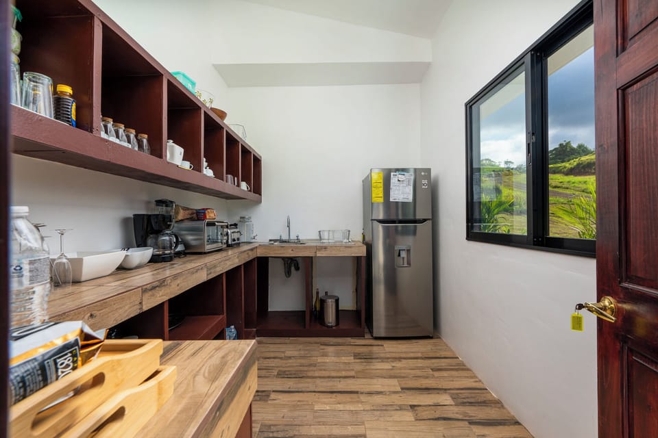 Deluxe Apartment, Courtyard View | In-room safe, laptop workspace, blackout drapes, WiFi (free)