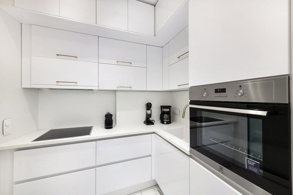 Apartment, 3 Bedrooms | Private kitchen | Electric kettle, toaster