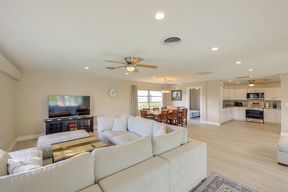 House (4 Bedrooms) | Interior