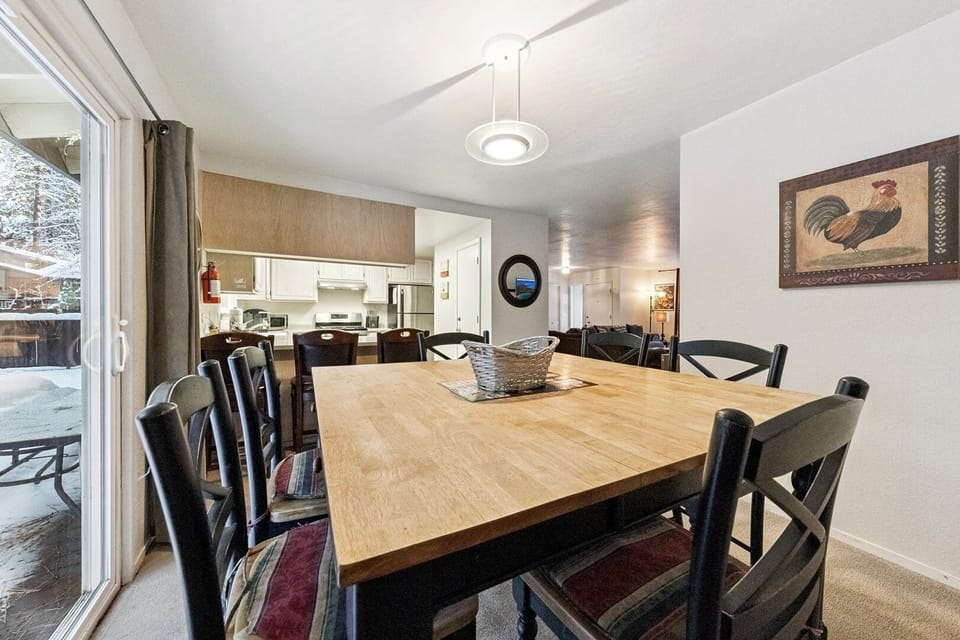 House, 3 Bedrooms | Dining