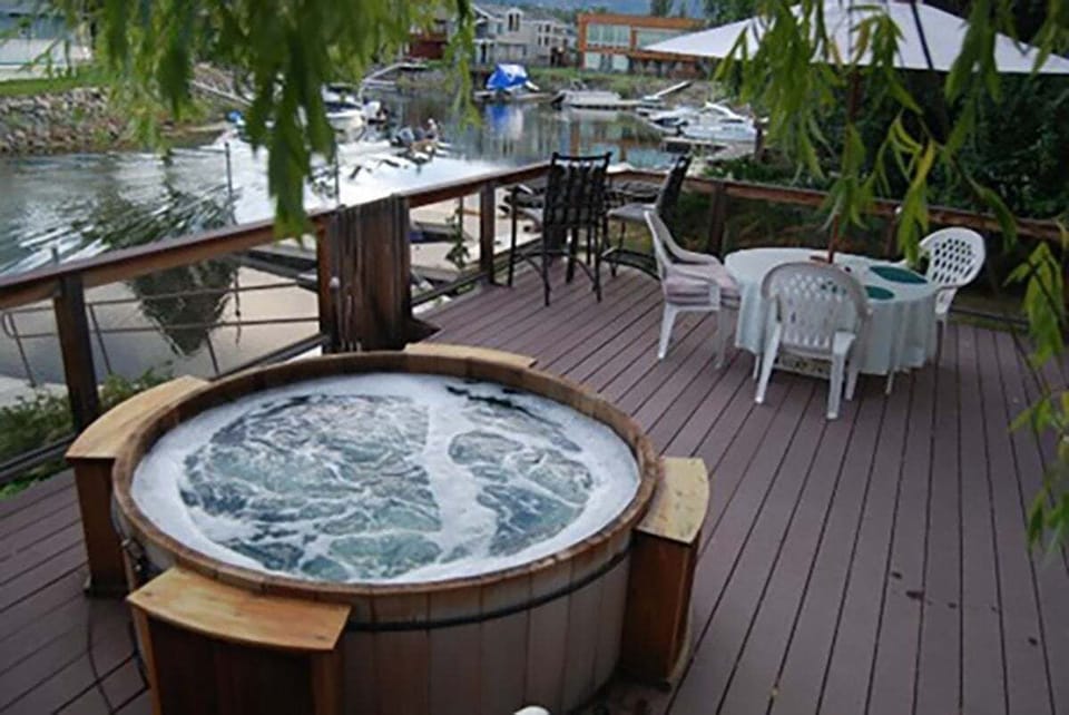 House, 4 Bedrooms | Outdoor dining