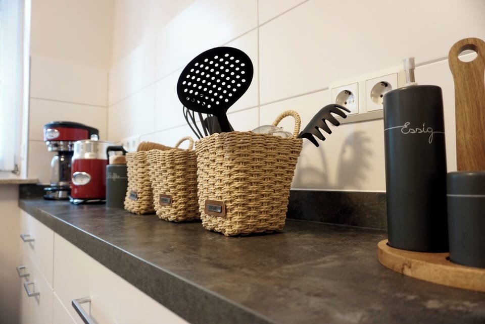 Standard Apartment | Private kitchen | Electric kettle, dining tables