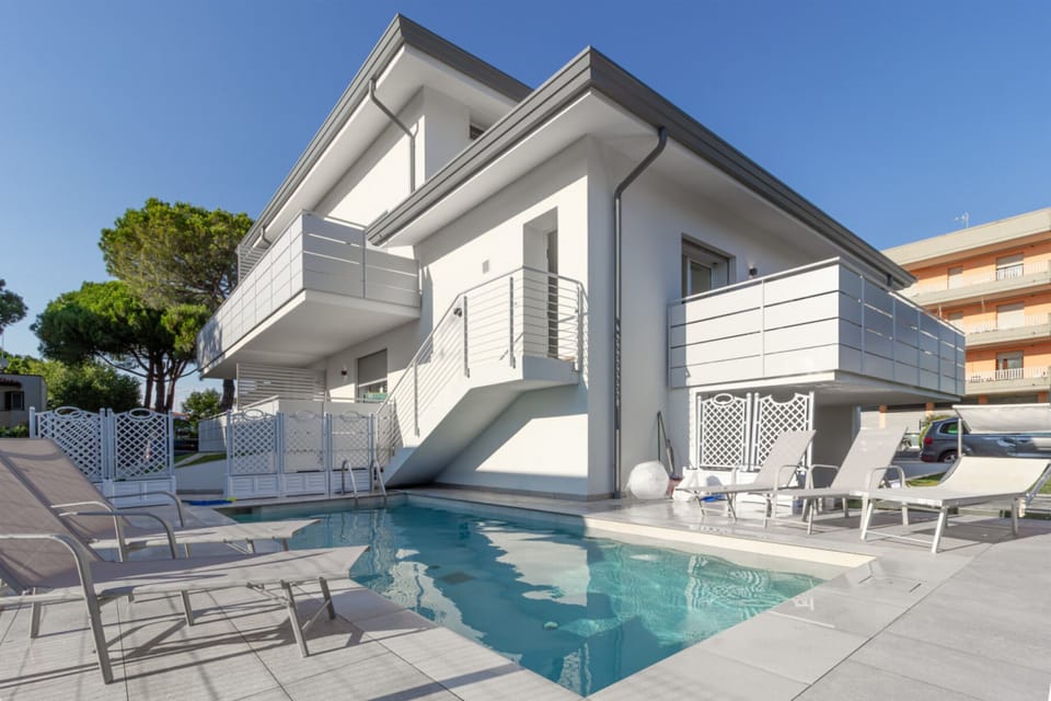 Apartment, 3 Bedrooms, Balcony | Pool | Outdoor pool