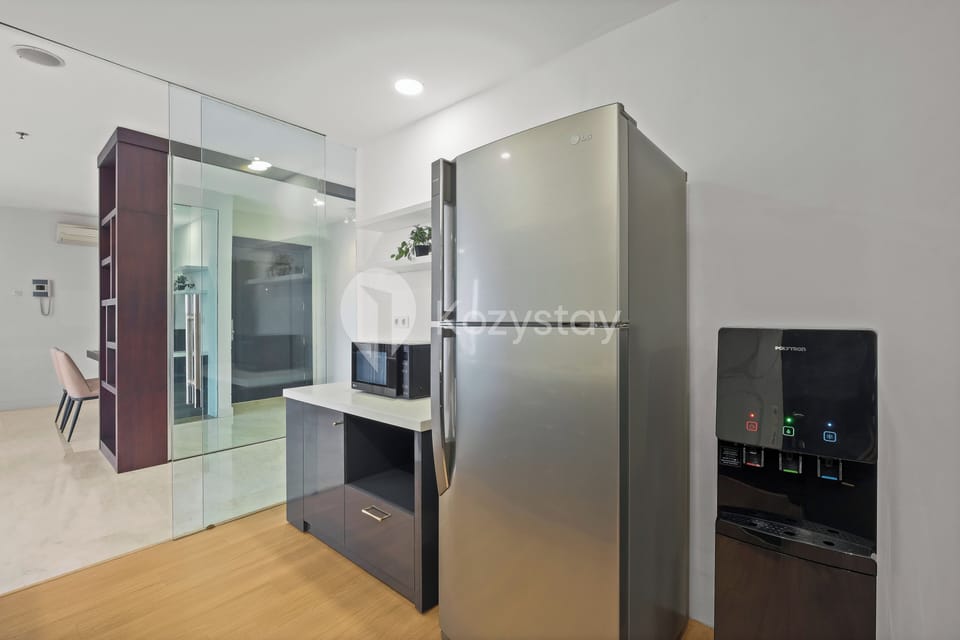 Apartment, 2 Bedrooms, City View | Private kitchen | Full-size fridge, microwave, oven, stovetop