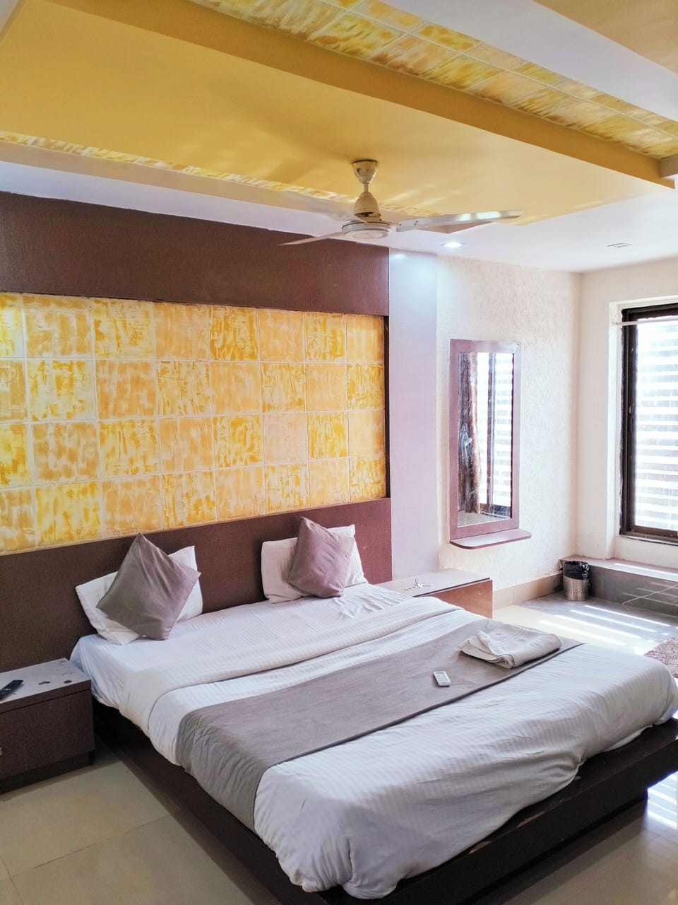Deluxe Room | Free WiFi