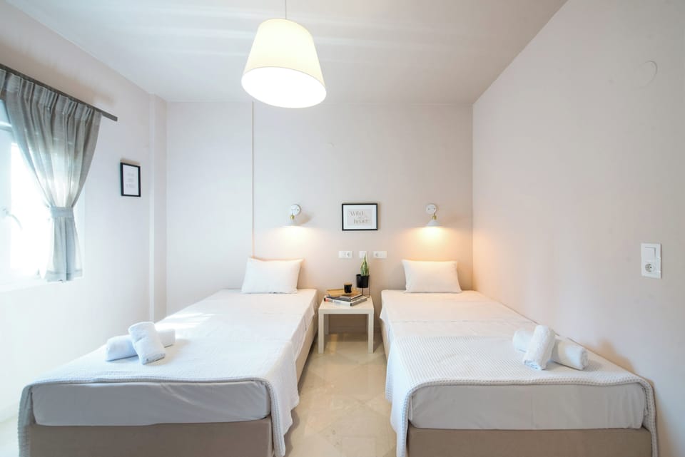 Apartment, 2 Bedrooms, Balcony, City View | Blackout drapes, soundproofing, iron/ironing board, free WiFi