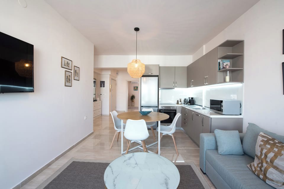 Apartment, 2 Bedrooms, Balcony, City View | Living area | Smart TV