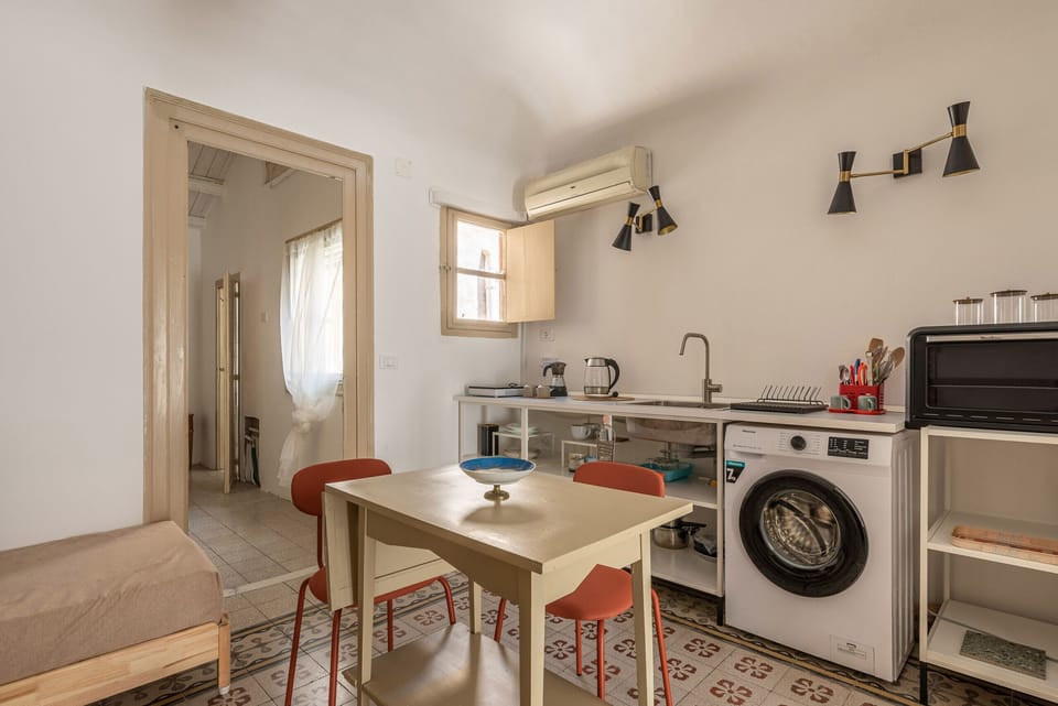 House | 1 bedroom