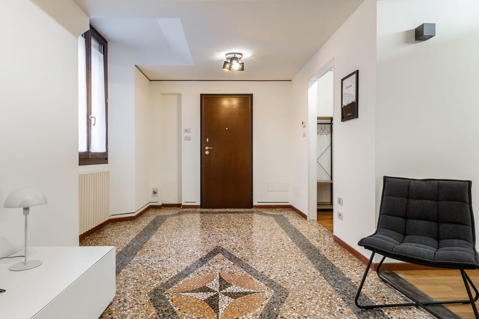 House | 1 bedroom