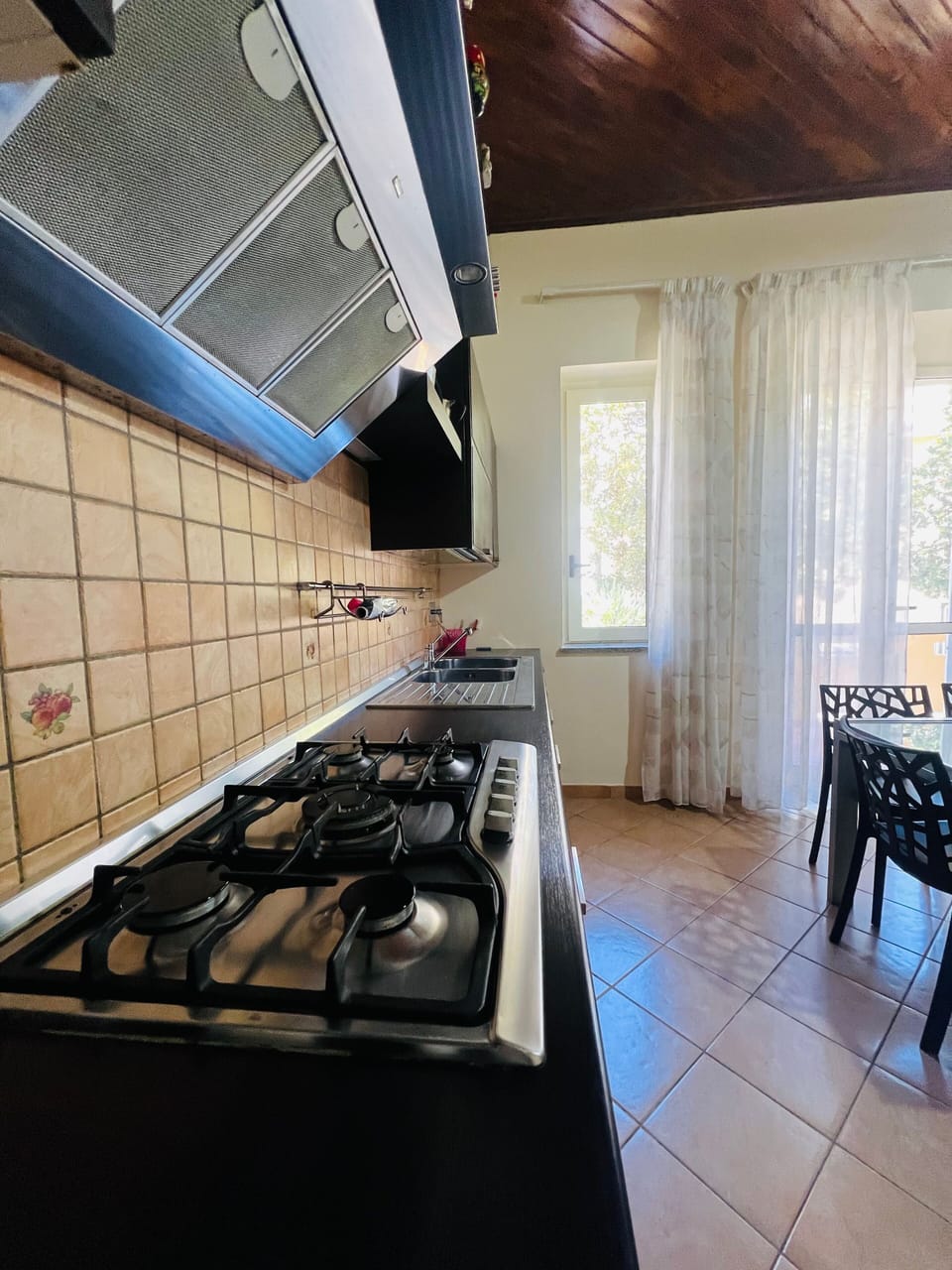 Deluxe Room, Garden View | Private kitchen | Fridge, oven, stovetop, dishwasher