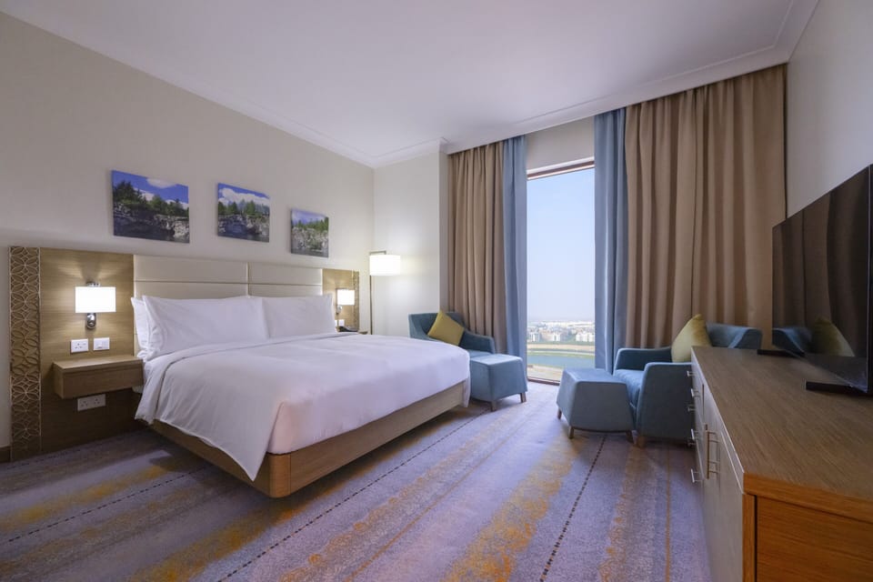 Suite, 1 Bedroom | In-room safe, soundproofing, iron/ironing board, cribs (free)